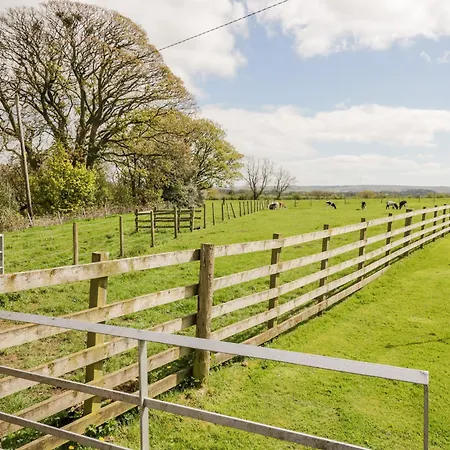 The Old Grainstore בית נופש *